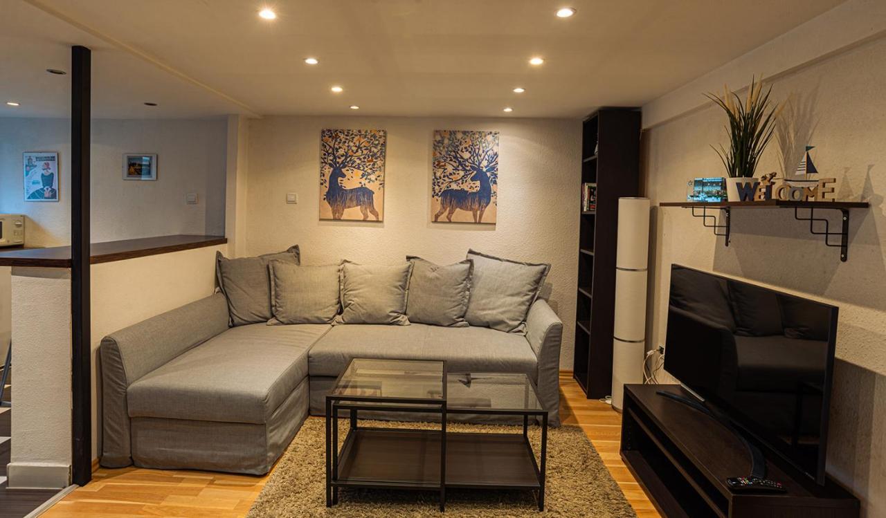 Cosy Corner - Entire Apartment Near Oktogon Budapest Exterior photo